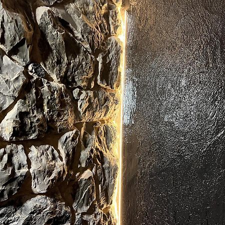 Doormat#13 Black Mirror Thessaloníki Eksteriør bilde