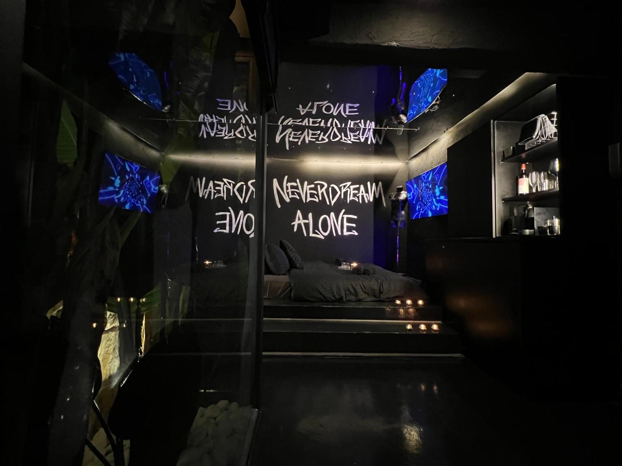 Doormat#13 Black Mirror Thessaloníki Eksteriør bilde