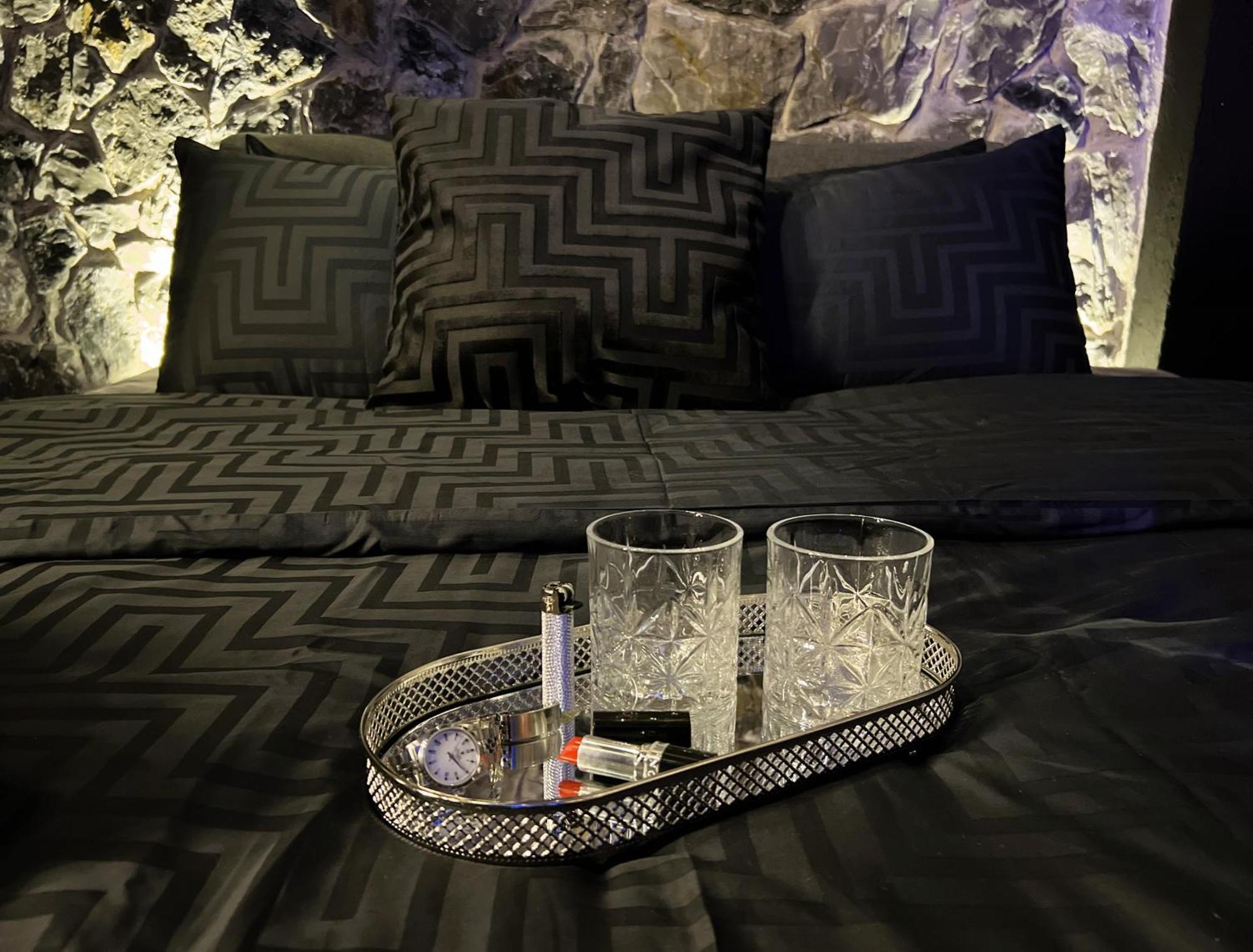 Doormat#13 Black Mirror Thessaloníki Eksteriør bilde